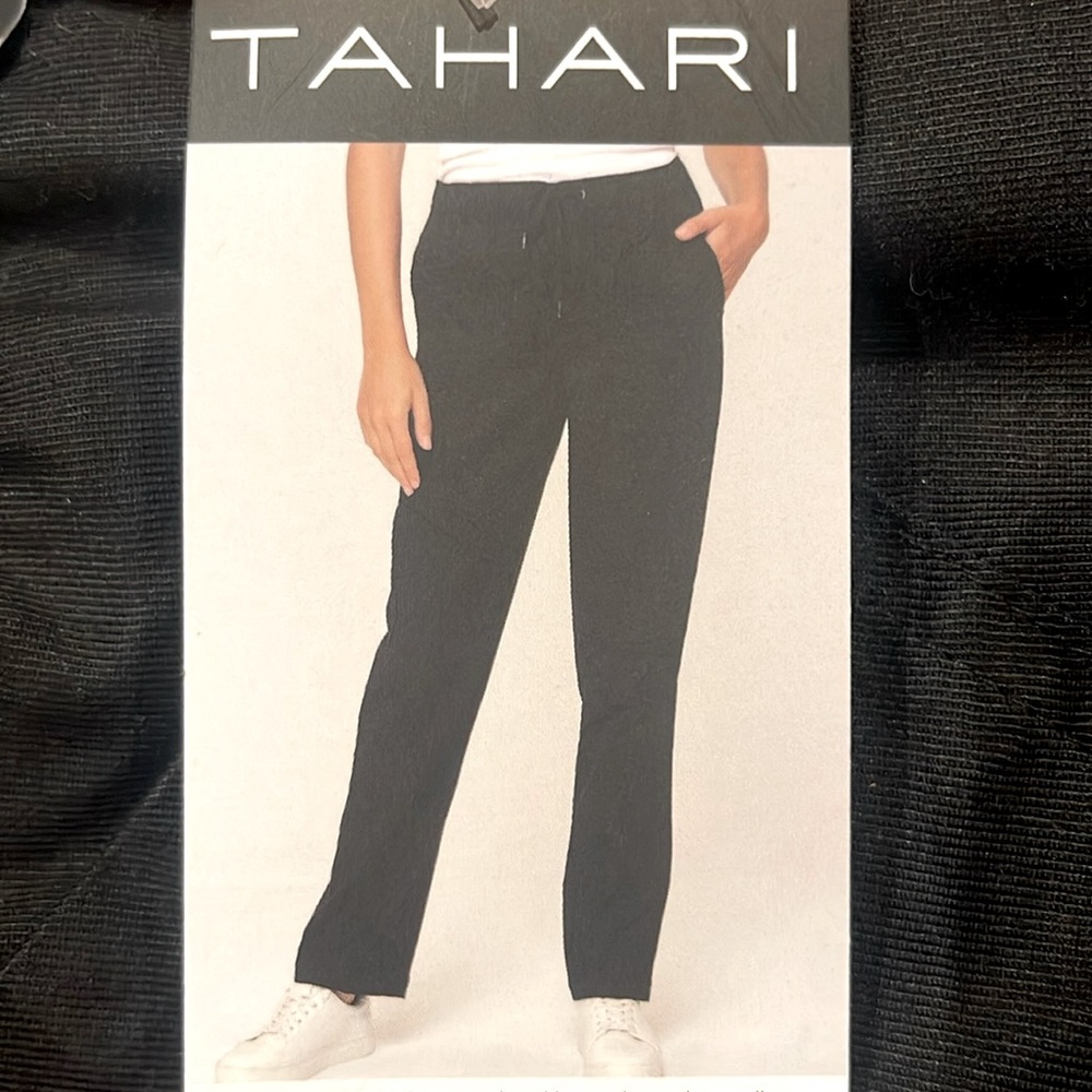 M: Tahari Ladies Travel Pant